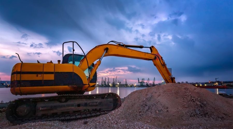 Leveling With Sand Vs Topsoil